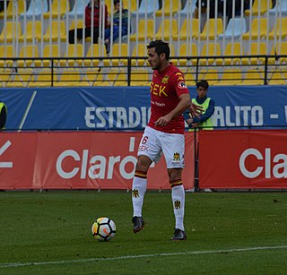 <span class="mw-page-title-main">Ramiro González (footballer, born 1990)</span> Argentine footballer