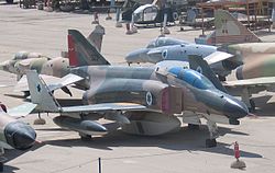 Mcdonnell Douglas F-4 Phantom Ii: Desarrollo, Diseño, Historia operacional