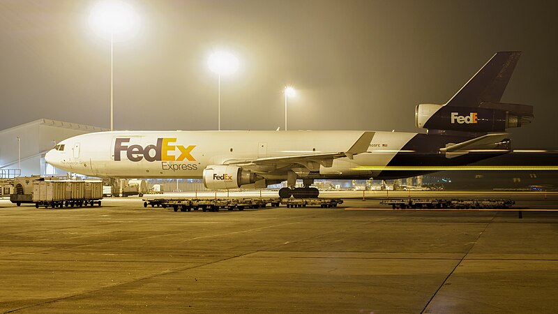 File:FedEx MD11F at Bangalore International Airport (38764402385).jpg