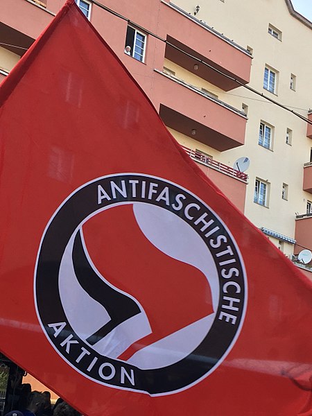 File:Flagge der Antifaschistische Aktion.jpg