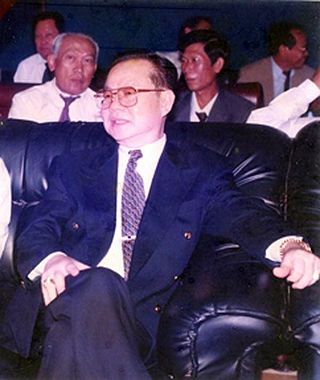 <span class="mw-page-title-main">Teng Bunma</span> Cambodian tycoon