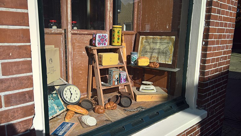 File:Fröling Bakery, Winschoten (2017) 01.jpg