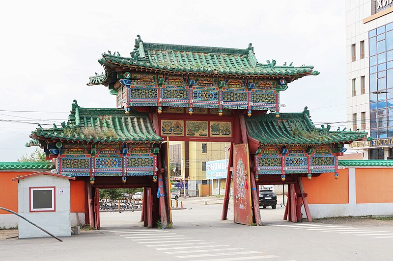 File:Gandantegchinlen Monastery 01.jpg