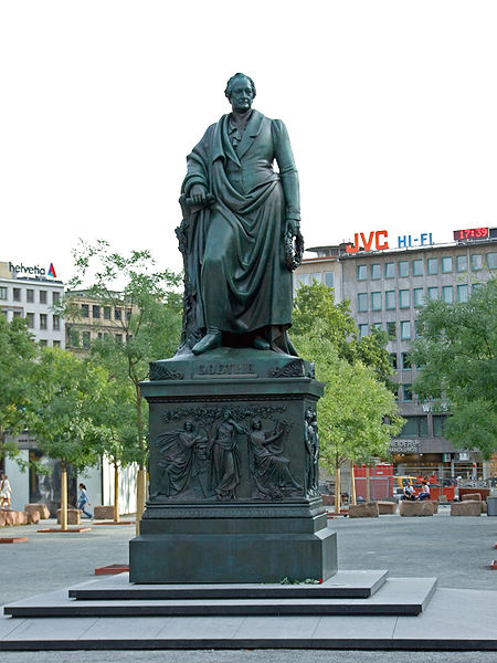 صورة:Goethe-denkmal-ffm001.jpg