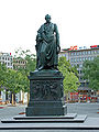 フランクフルト・アム・マインのゲーテ広場にある銅像