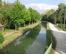 Gressy Canal de l'Ourcq.jpg