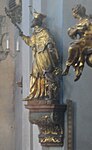 Statuen der heiligen Johannes Nepomuk und Erasmus