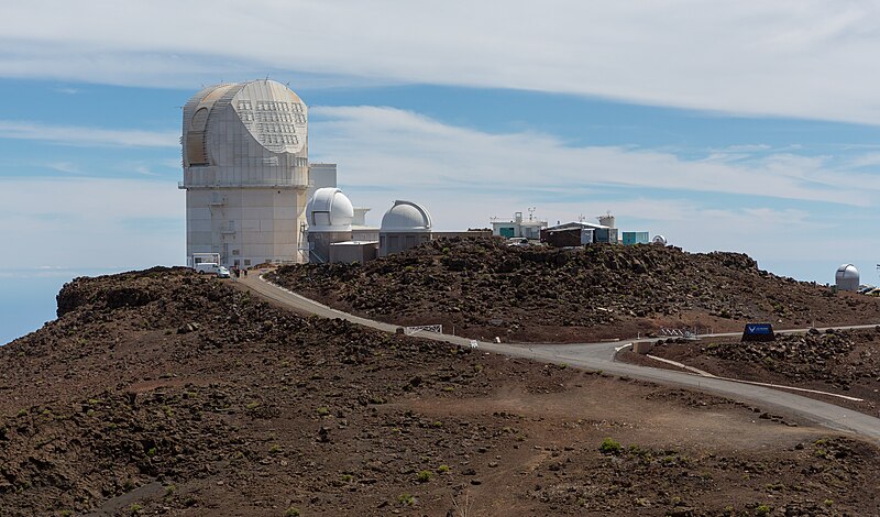 File:Haleakala Observatory 2017.jpg