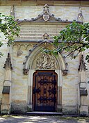 Vstupní portál havířského kostelíka