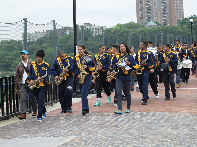 File:High Bridge re-opening Inwood High School Marching Band leaving opening ceremony.jpg