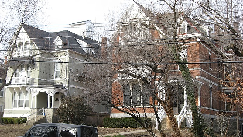 File:Houses on Sinton Avenue.jpg