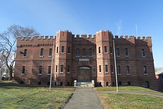 <span class="mw-page-title-main">Hudson Armory</span> Former military facility in Hudson, Massachusetts