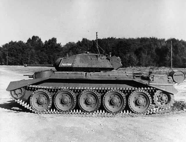 Crusader Mark I with auxiliary turret