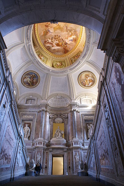 File:Interno Reggia Caserta.jpg