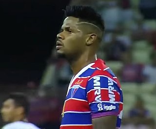 <span class="mw-page-title-main">Júnior Santos (footballer, born 1994)</span> Brazilian footballer