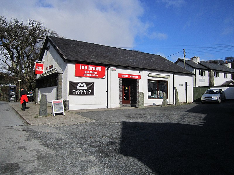 File:Joe Brown Climbing Shop - Capel Curig geograph-2881258-by-Chris-McAuley.jpg