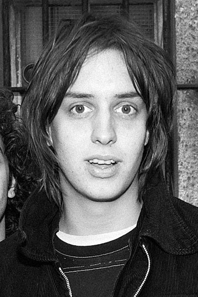 File:Julian Casablancas 2002.jpg