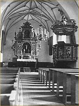 Interior de la iglesia de Pobethen en 1891