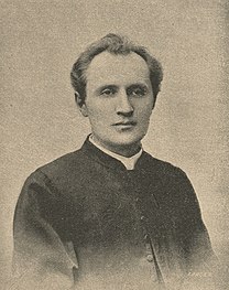 Ks. Władysław Michał Dębicki (60514) (cropped).jpg