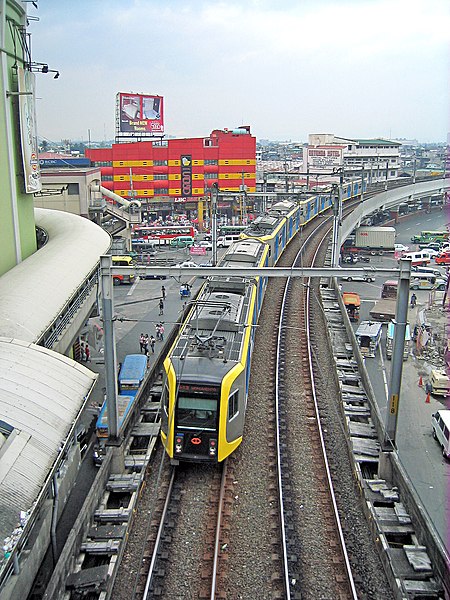 File:LRT1-Manila towards Taft Station.jpg