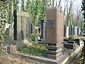 Fritz Lehmann: náhrobek Leopolda Wurma, před 1934 (hrob 29-14-1)