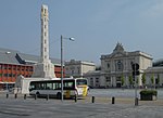 Miniatuur voor Bestand:Leuven station Martelarenplein.jpg