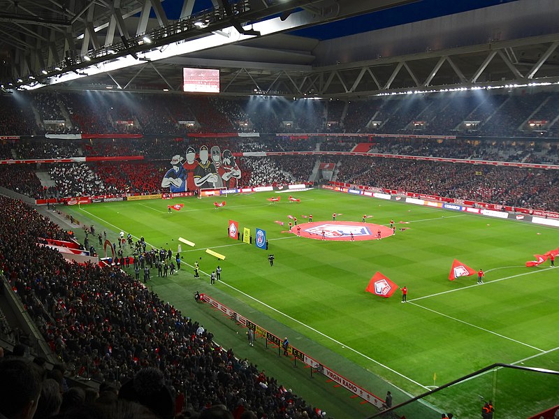 File:Lille vs PSG 2019 - Stade Pierre Mauroy.jpg