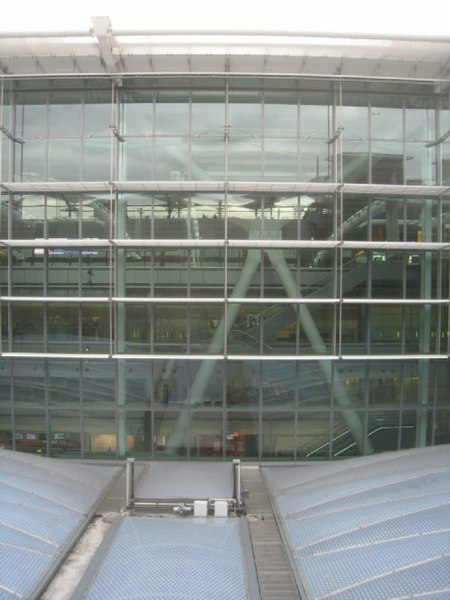 File:Looking at terminal 5 - geograph.org.uk - 2845983.jpg