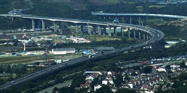 M4 bridge over the River Neath (left) original A48(M) bridge (right)