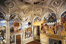 Camera degli Sposi, view of the north and west walls Mantegna - Ducal Palace, View of the west and north walls, 0sposi2.jpg