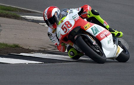 Fail:Marco_Simoncelli_2009.jpg