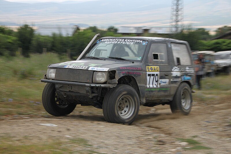 File:Martin-Markov-na-Baja-Bulgaria-4x4-2010.jpg