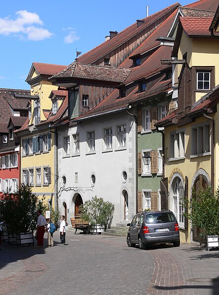 File:Meersburg Vorburggasse.jpg