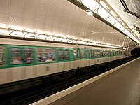 Parij metrosi - Ligne 8 - Chemin Vert 02.jpg