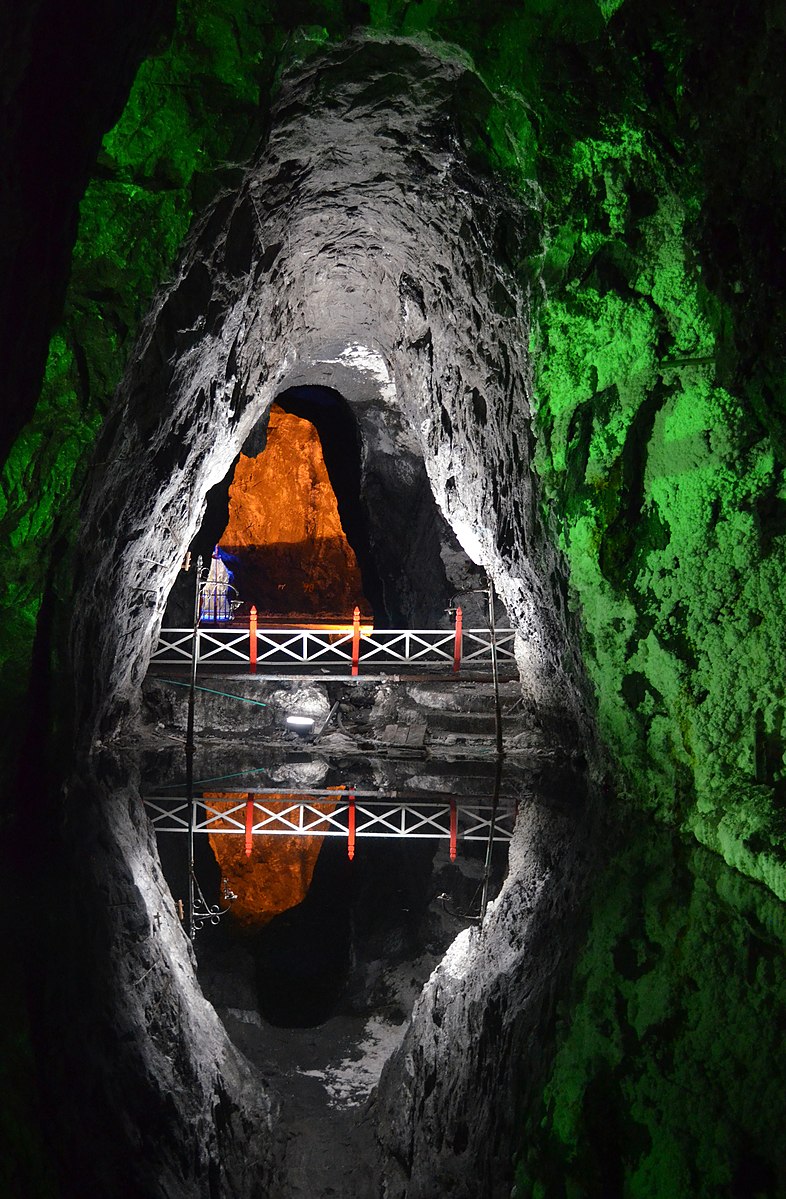 4. Salt mine in Nemocón, Cundinamarca, Colombia Photograph: Javadumper Licensing: CC-BY-SA-3.0