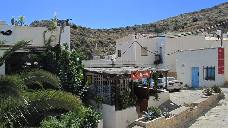 File:Mojácar pueblo - "La Tahona" BAR (antes "La Lagartija" - panoramio.jpg