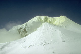 <span class="mw-page-title-main">Mount Martin (Alaska)</span> Stratovolcano in the state of Alaska