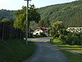 Čeština: Žloukovice, vesnice patřící pod obec Nižbor na řece Berounce nedaleko od Berouna a Rakovníka nápověda English: Žloukovice village in Central Bohemian region, CZ help