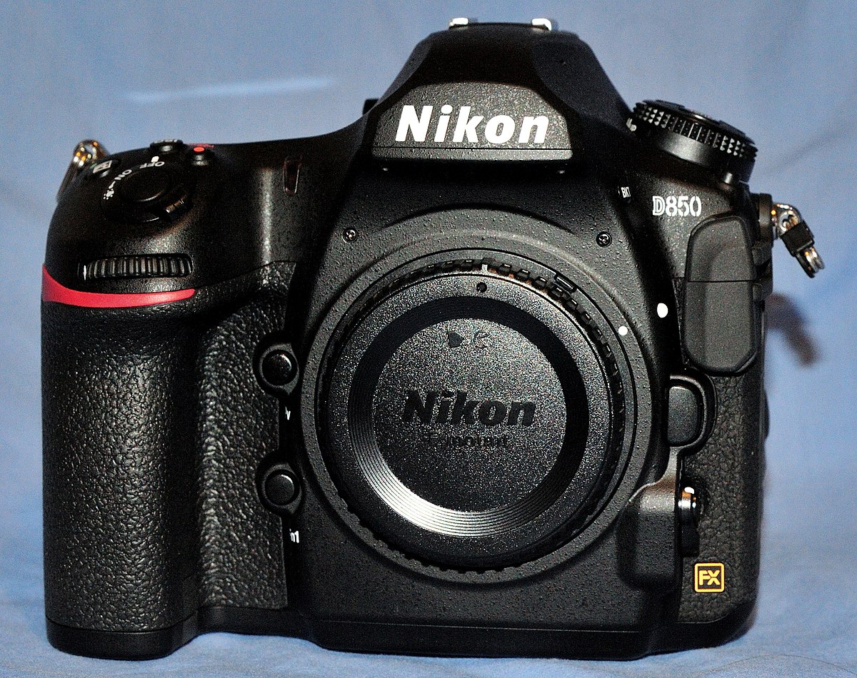 Nikon D850, Reflex numérique FX