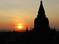 Old Bagan, Myanmar, Sunset over ancient 12th century pagodas in Bagan plains.jpg