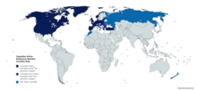 Pays participants.