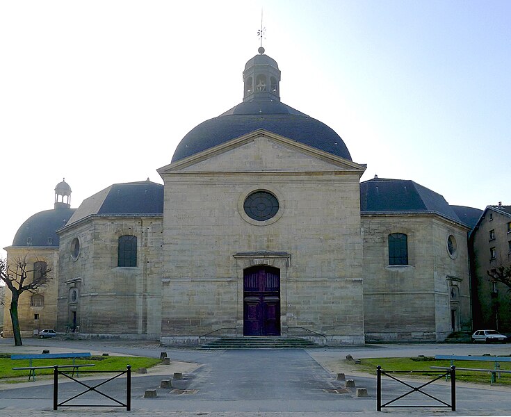 File:P1000521 Paris XIII Salpétrière Chapelle Saint-Louis reduct.JPG