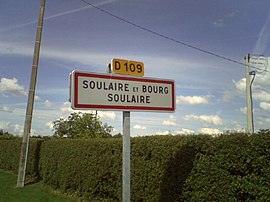 Feneu Panneau d'entrée de la Commune en provenance de Feneu.