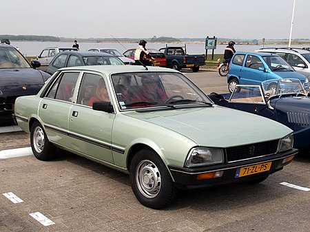 Peugeot 505 SR Automatique (1979), Dutch licence registration 71-ZL-PS pic2.JPG