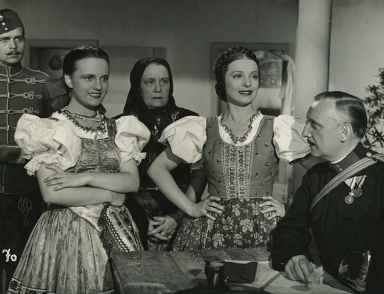  Scene from the Hungarian movie titled Piros bugyelláris (The Red Wallet) (released in 1938)