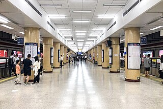 <span class="mw-page-title-main">Fuxingmen station (Beijing Subway)</span> Beijing Subway interchange station