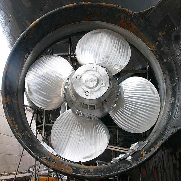 File:Polarstern propeller-bb hg.jpg