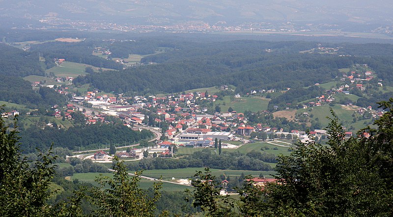 File:Poljcane-panorama.jpg