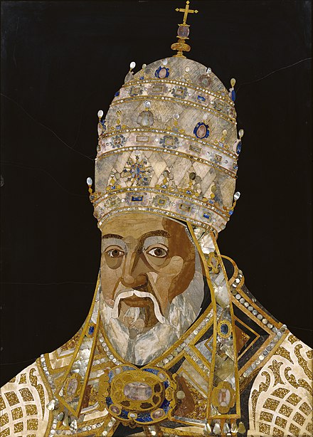 Pietra dura mosaic depicting Pope Clement VIII wearing a tiara with three crowns
