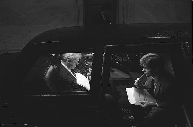 Stephanopoulos and President Bill Clinton prepare for the State of the Union Address in 1994